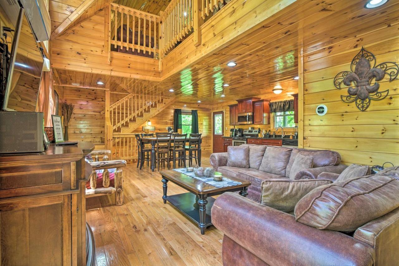 סביירוויל Pigeon Forge Cabin Sauna, Saltwater Pool And Views! מראה חיצוני תמונה
